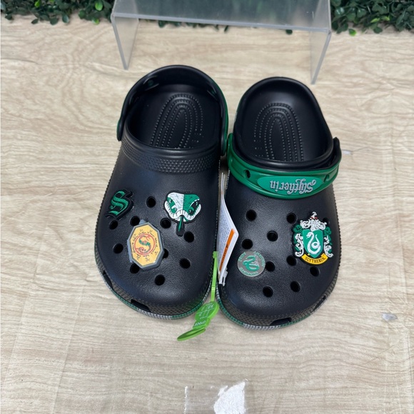 Harry Potter Slytherin Classic Clog - J3 - Picture 7 of 9